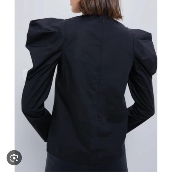 Hyacinth House Black Keyhole Becket Puff Sleeve Blouse Size Small - Picture 8 of 8